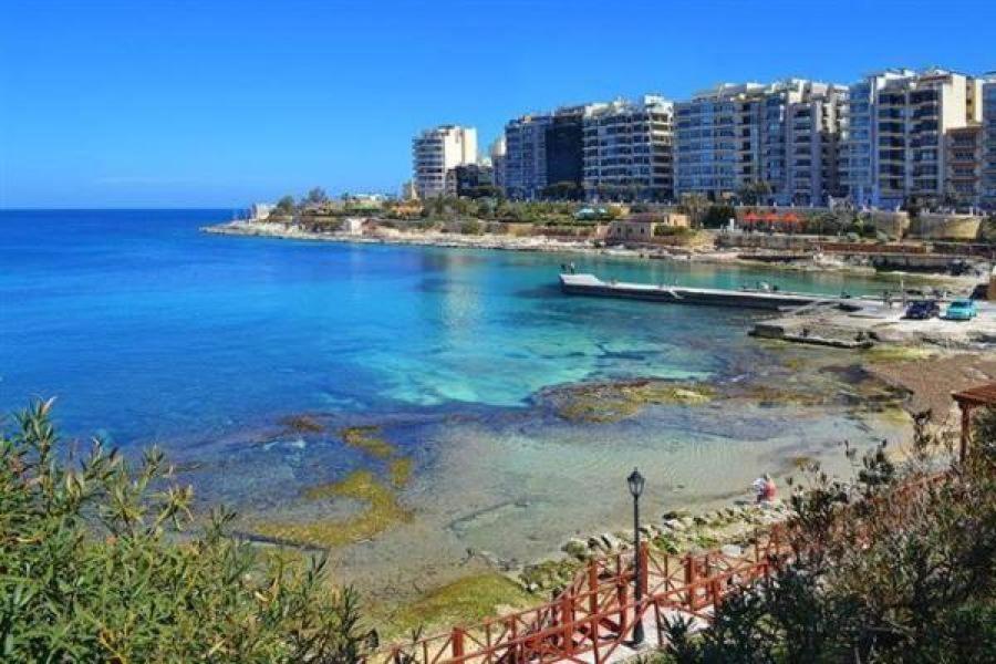 Modern 3Br Apartment In Sliema'S Desirable Locale Exteriör bild