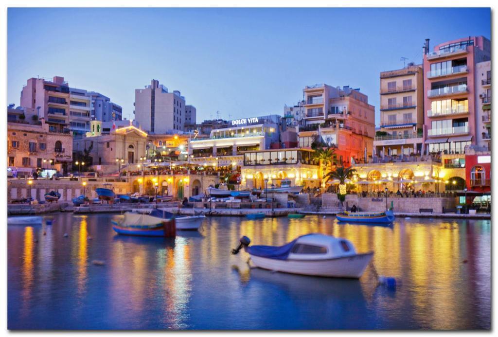 Modern 3Br Apartment In Sliema'S Desirable Locale Exteriör bild